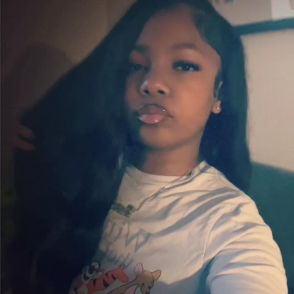 Meet your Posher, Deja